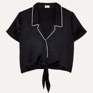 Aritzia - Wilfred free tie front blouse